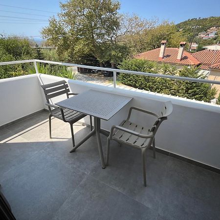 Golden Evelyn Aparthotel Agia Paraskevi  Exteriör bild