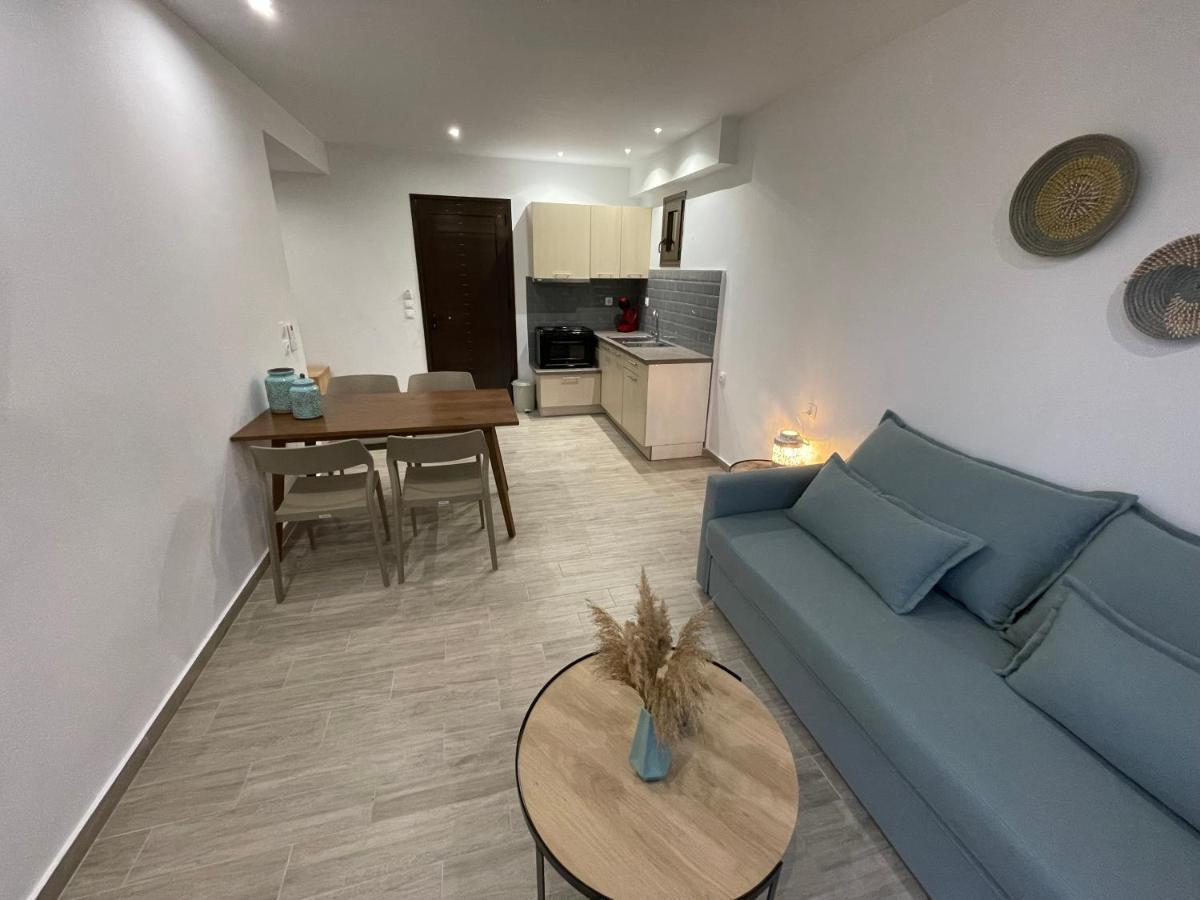 Golden Evelyn Aparthotel Agia Paraskevi  Exteriör bild