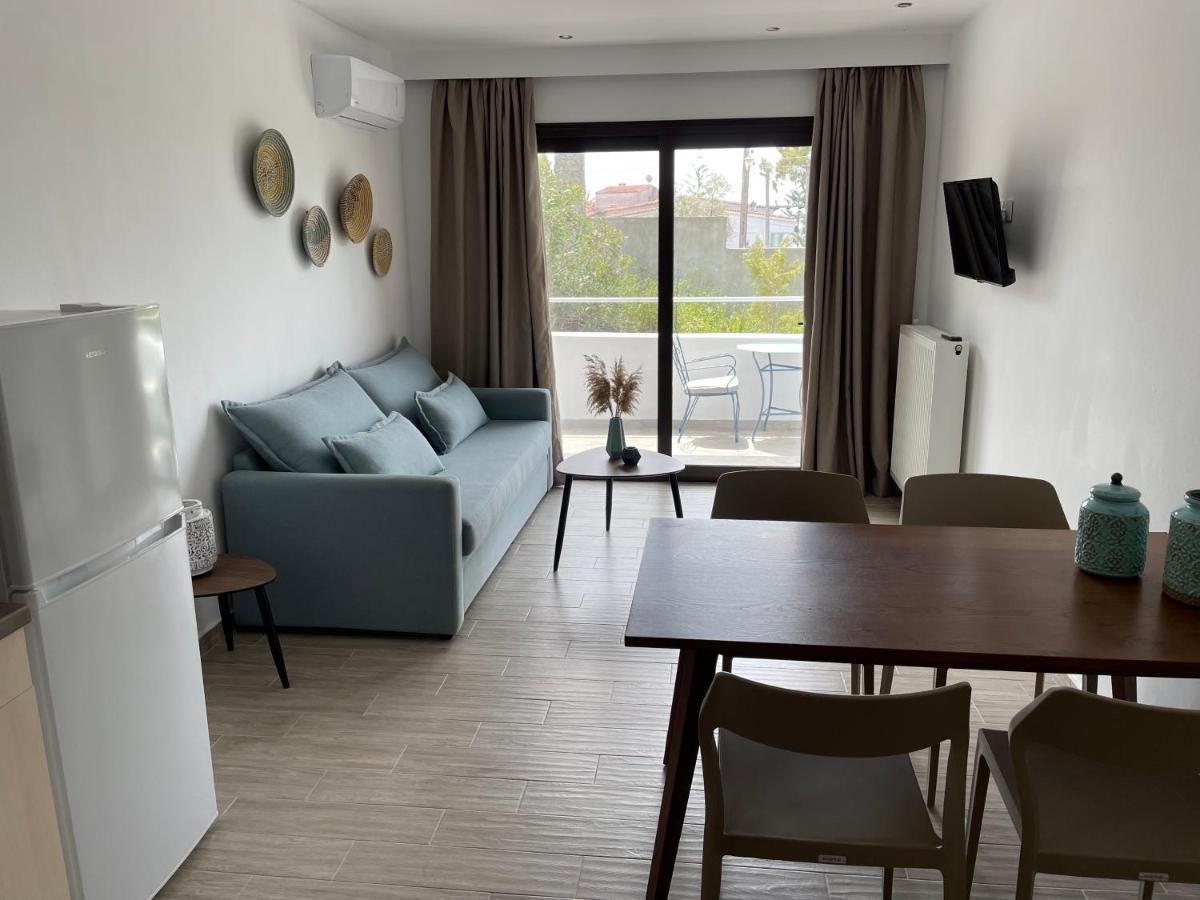 Golden Evelyn Aparthotel Agia Paraskevi  Exteriör bild