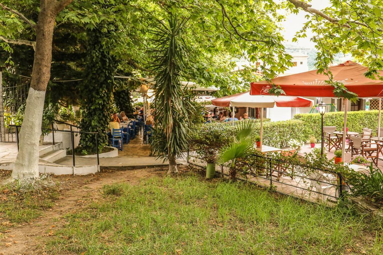 Golden Evelyn Aparthotel Agia Paraskevi  Exteriör bild